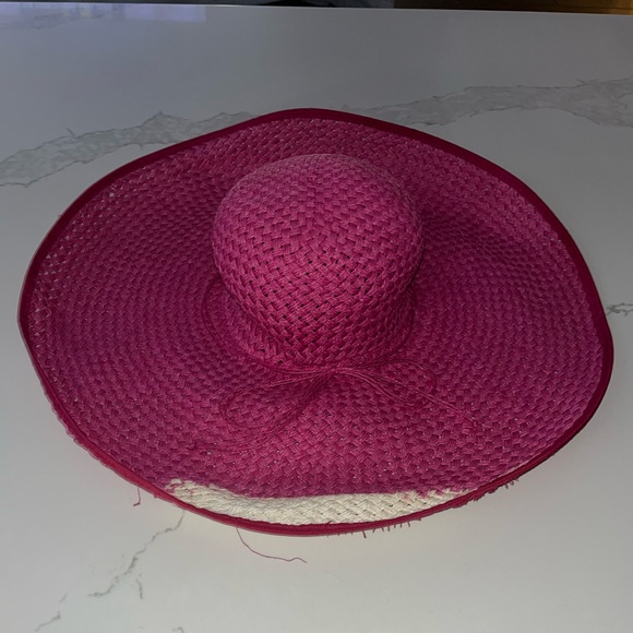 Elegant Pink and Cream Women's Hat - Picture 2 of 4
